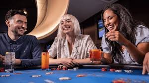 Boom City slot and instant-game interface on vespatogel link platform